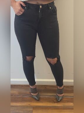 ASOS Petite Black Ripped Skinny Jeans Sz 4p